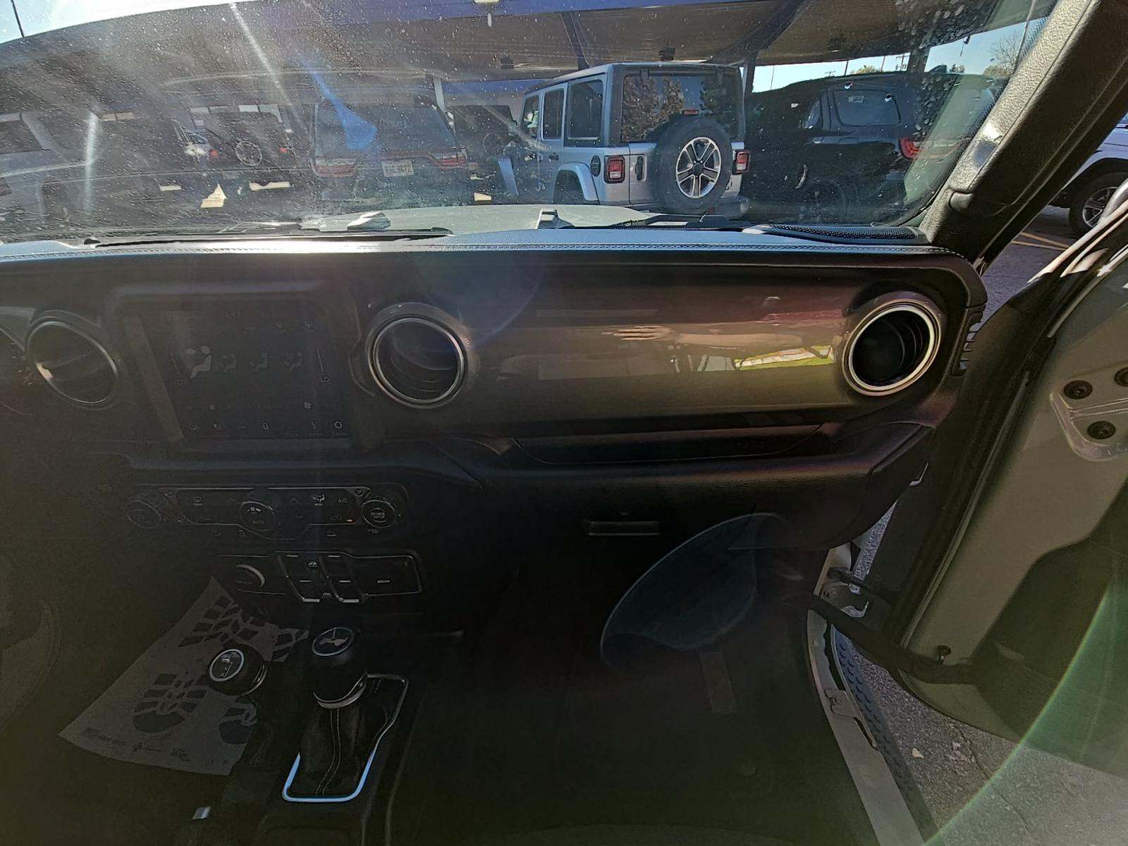 2023 Jeep Wrangler Sahara AWD