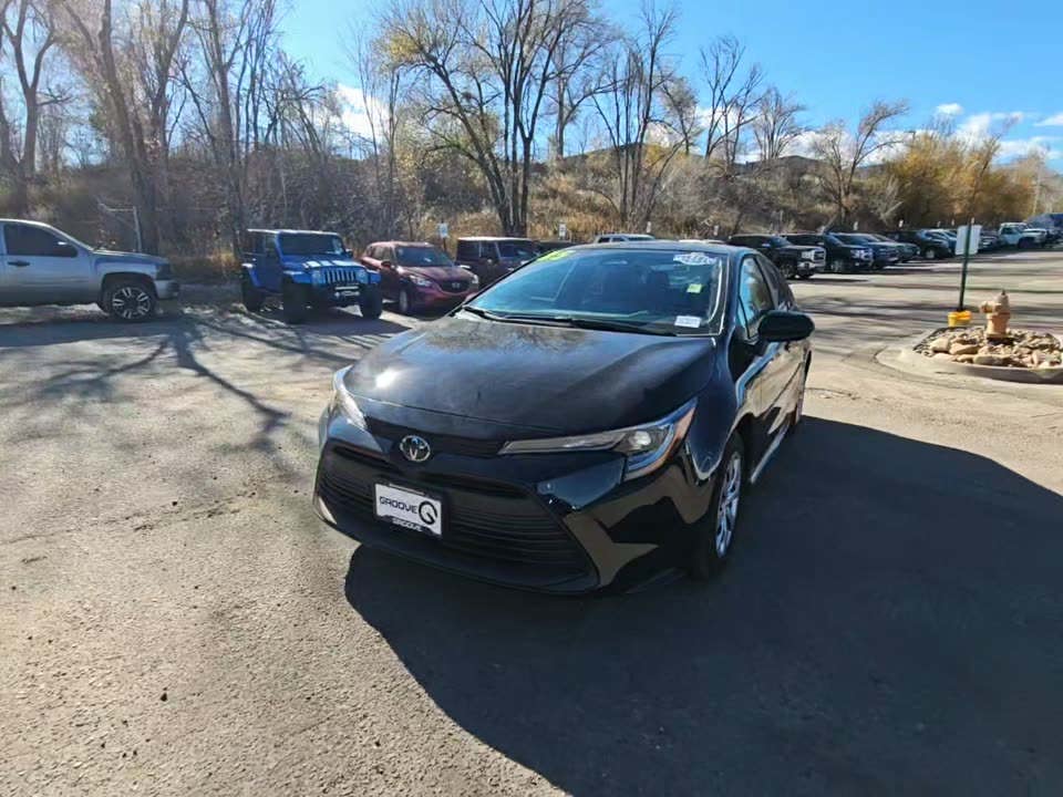 2025 Toyota Corolla LE FWD