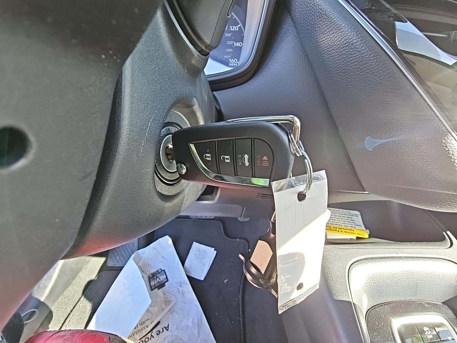 2025 Toyota Corolla LE FWD