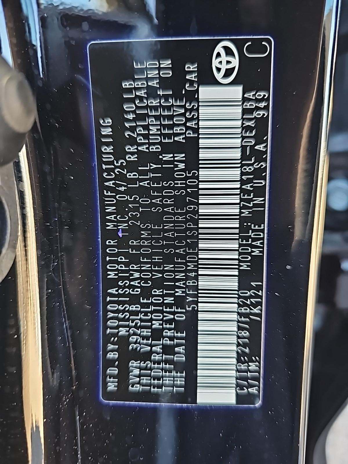 2025 Toyota Corolla LE FWD