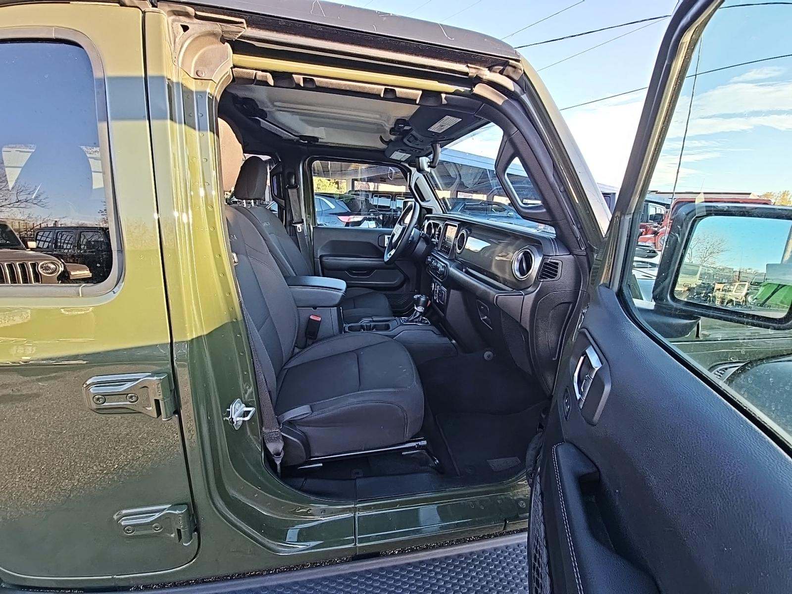 2023 Jeep Wrangler Sahara AWD