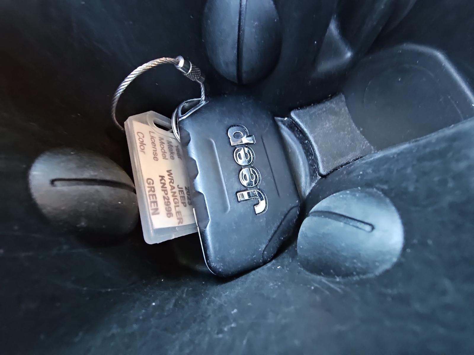 2023 Jeep Wrangler Sahara AWD