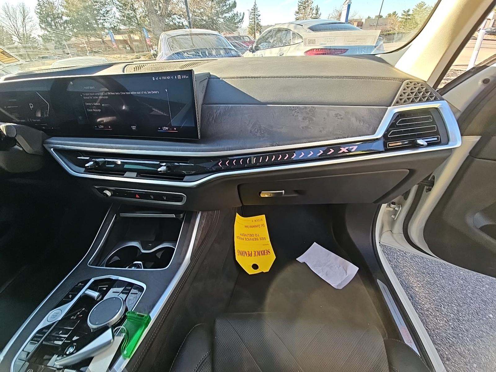 2023 BMW X7 xDrive40i AWD