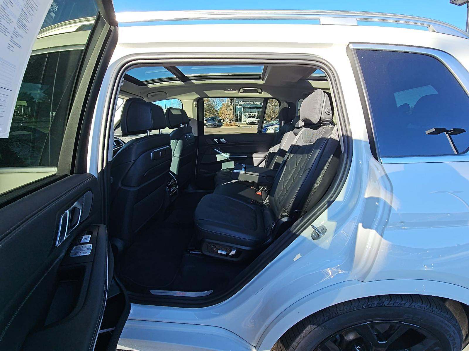 2023 BMW X7 xDrive40i AWD