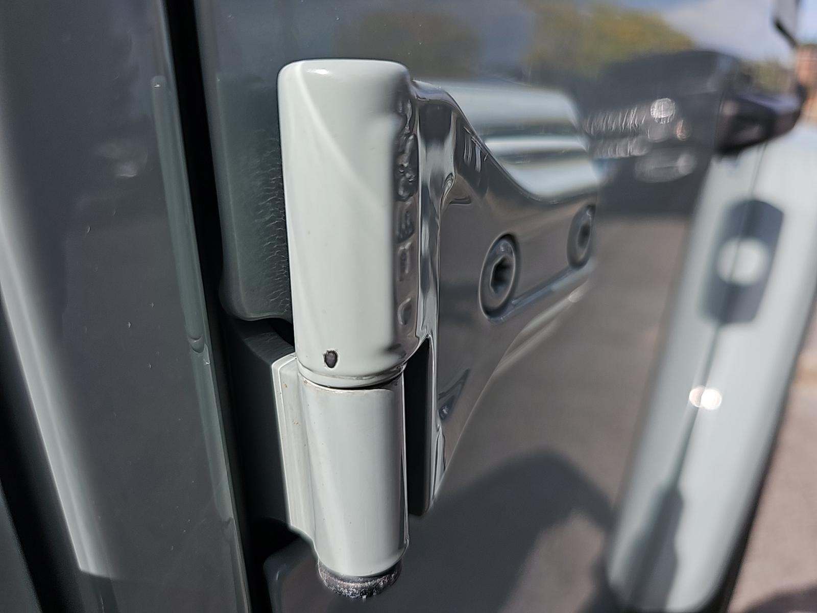 2023 Jeep Wrangler Sahara AWD