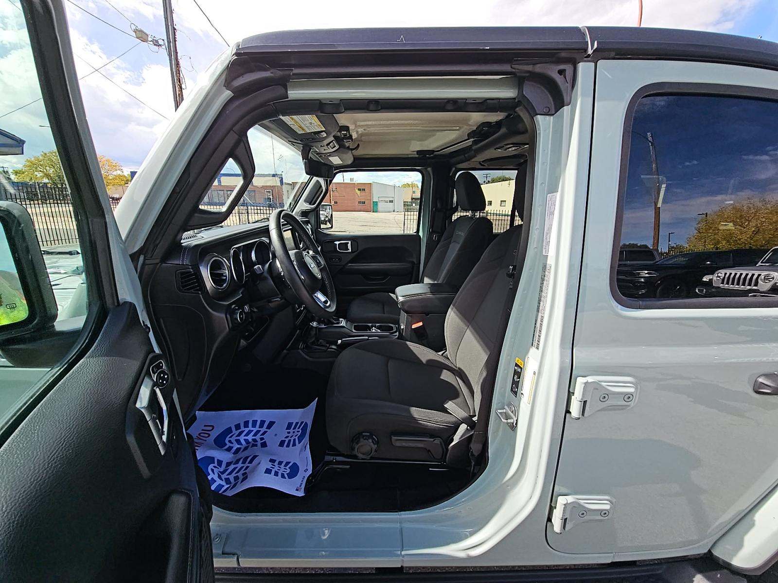 2023 Jeep Wrangler Sahara AWD