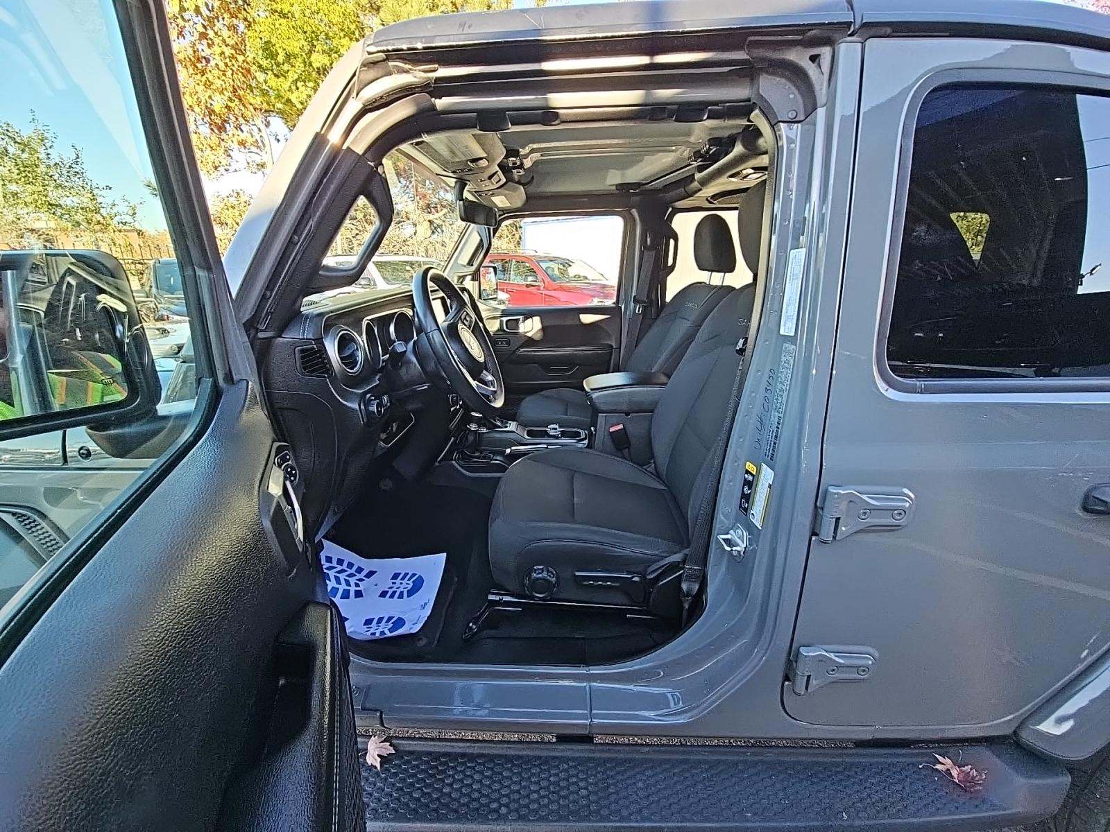 2023 Jeep Wrangler Sahara AWD