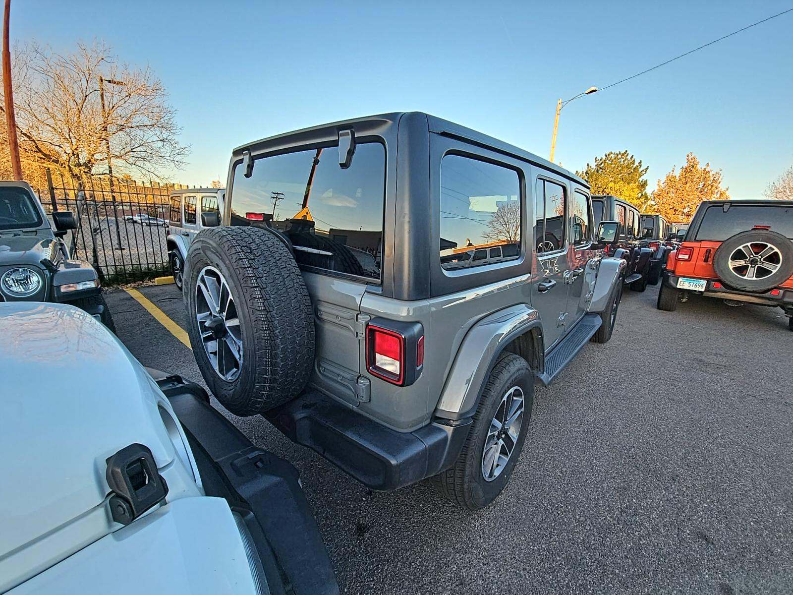 2023 Jeep Wrangler Sahara AWD