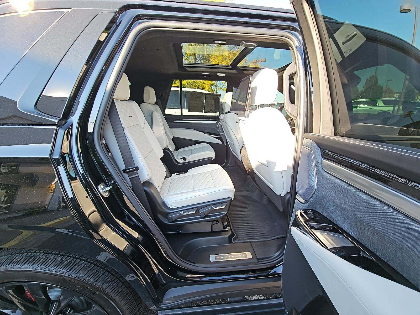 2025 Cadillac Escalade V-Series AWD