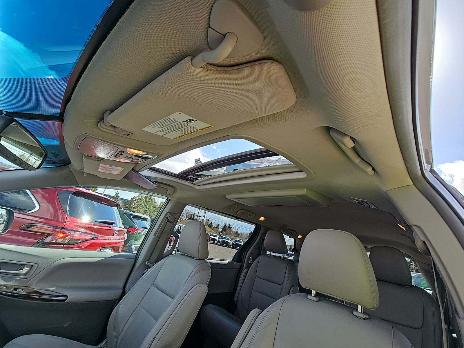 2015 Toyota Sienna XLE Premium AWD