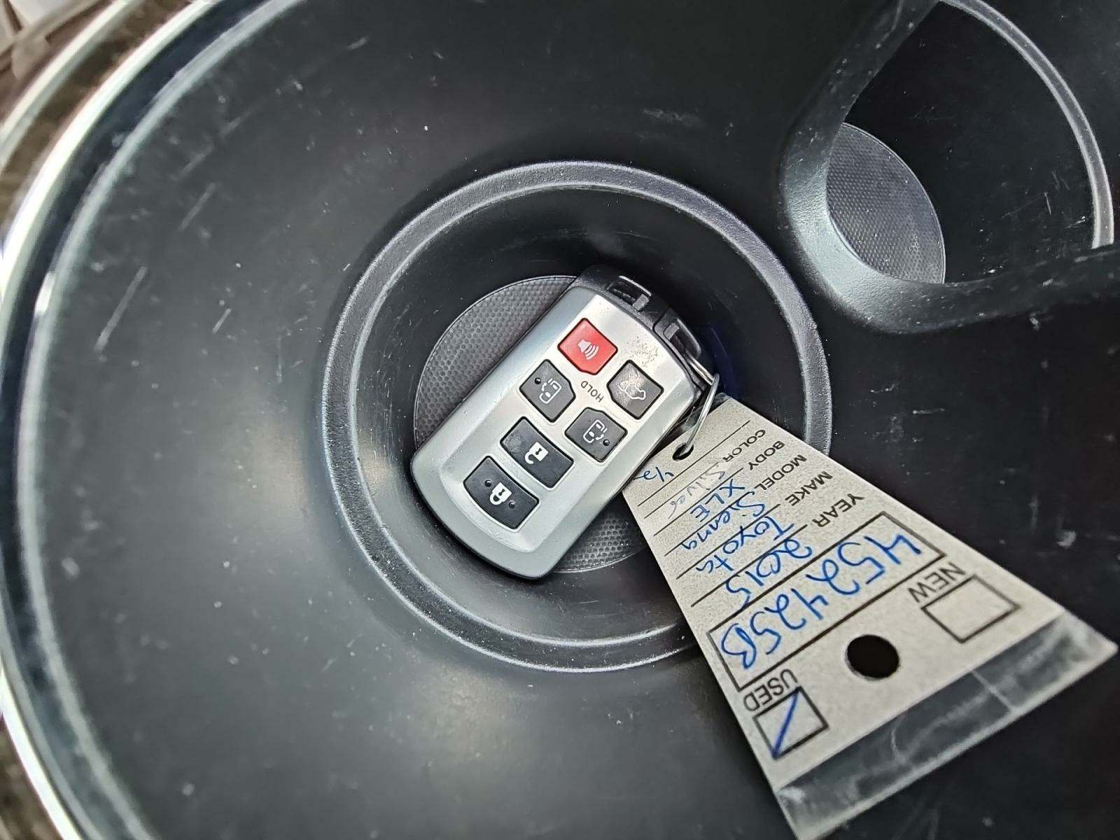 2015 Toyota Sienna XLE Premium AWD