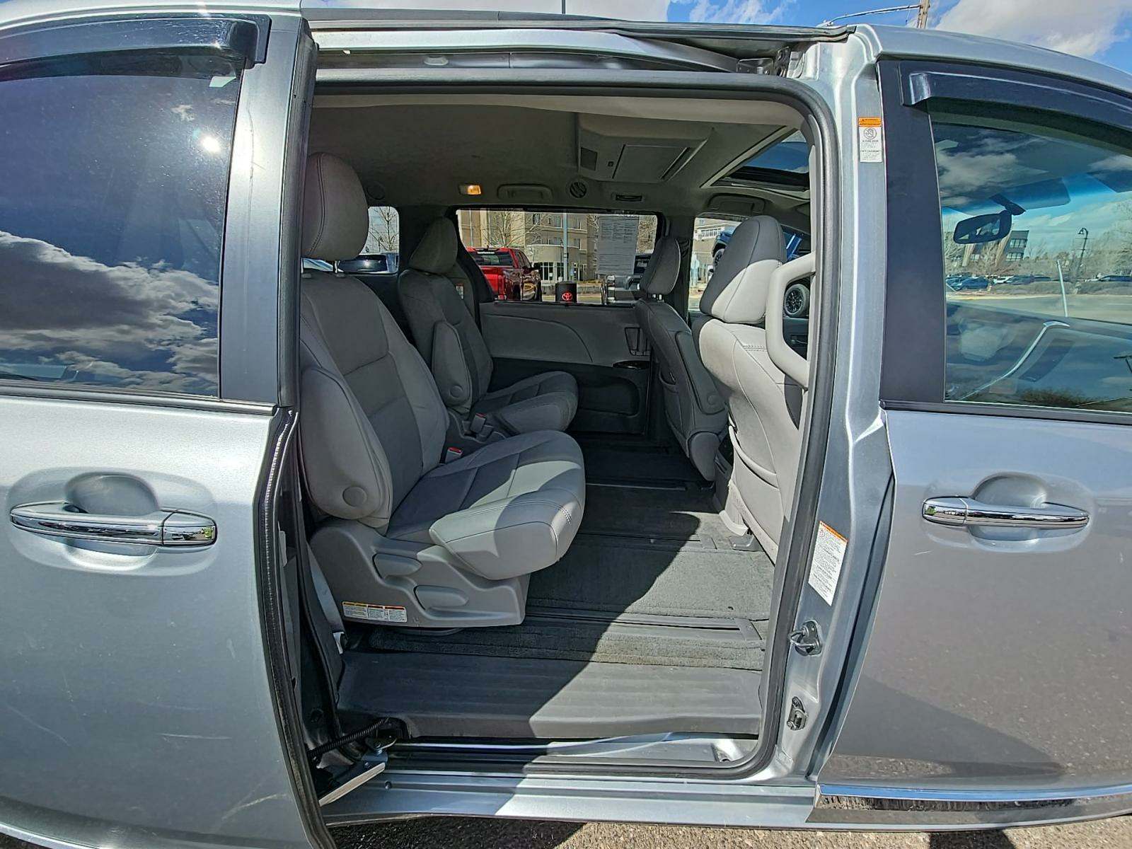 2015 Toyota Sienna XLE Premium AWD