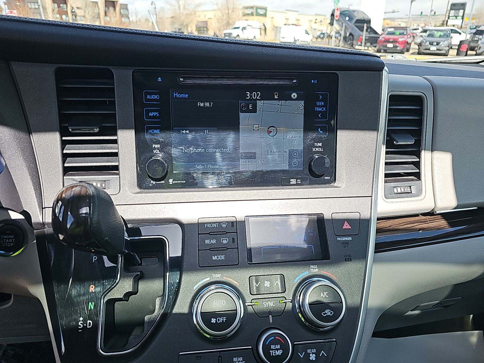 2015 Toyota Sienna XLE Premium AWD