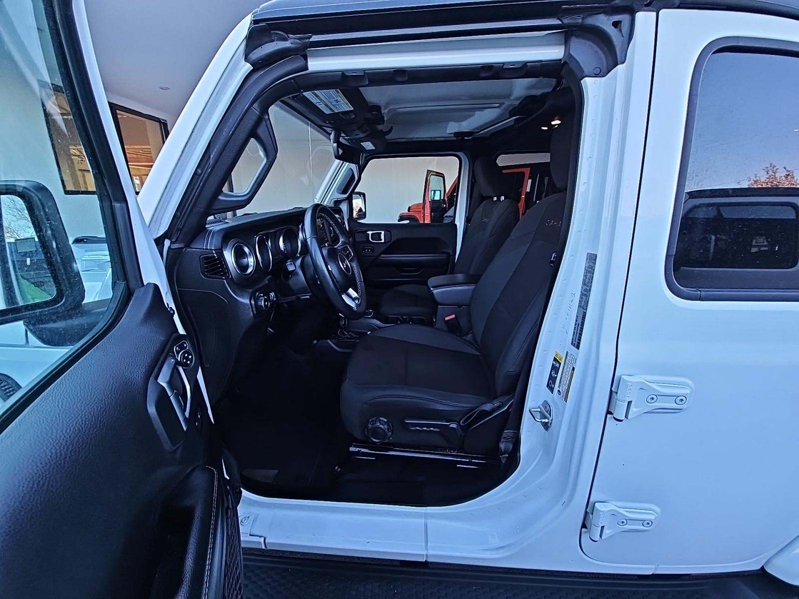 2023 Jeep Wrangler Sahara AWD