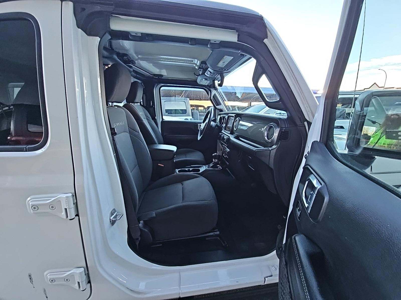 2023 Jeep Wrangler Sahara AWD