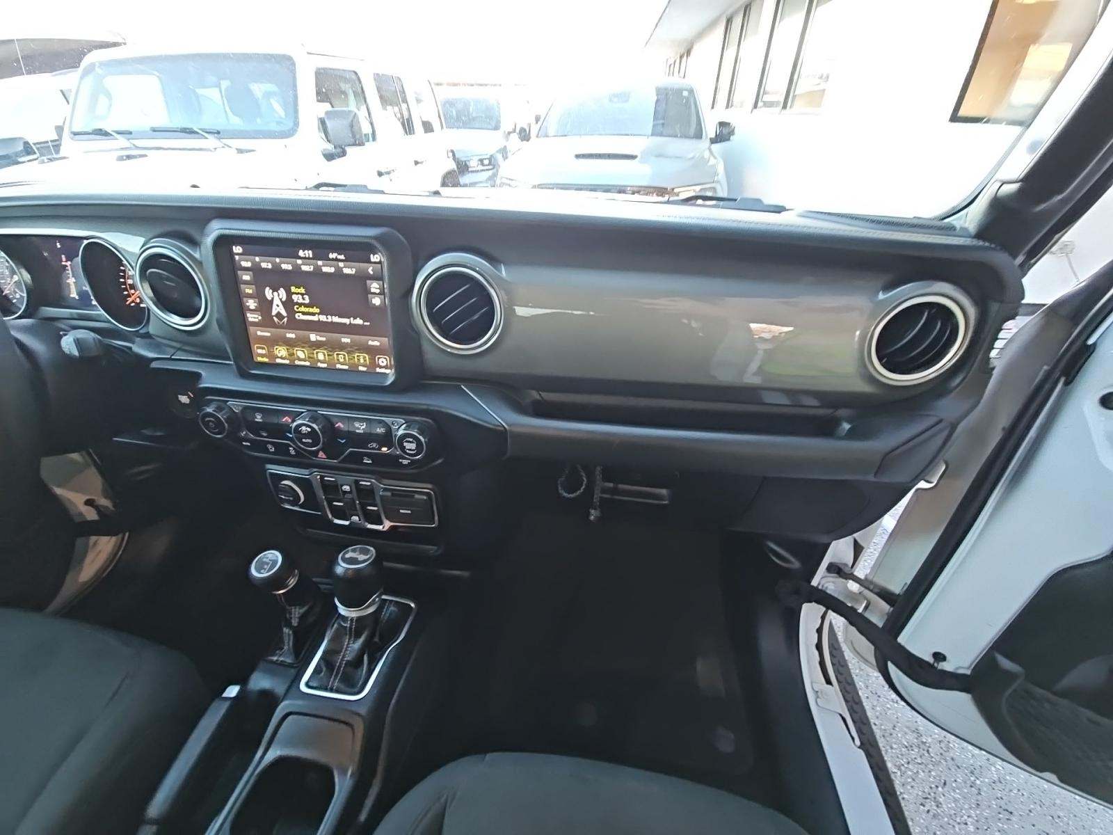 2023 Jeep Wrangler Sahara AWD