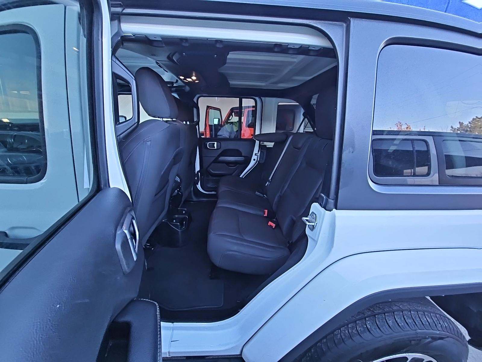 2023 Jeep Wrangler Sahara AWD