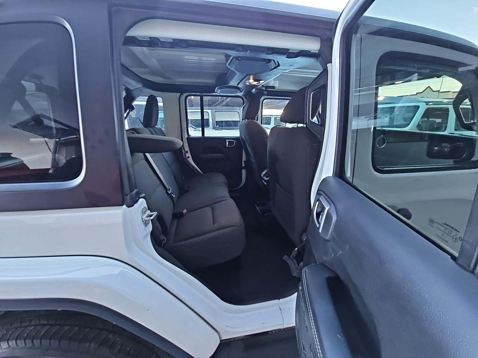 2023 Jeep Wrangler Sahara AWD