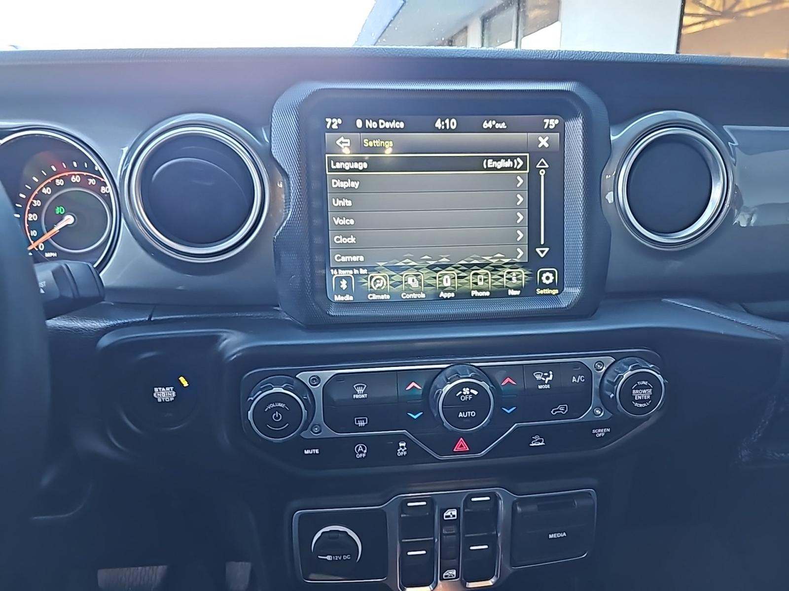 2023 Jeep Wrangler Sahara AWD