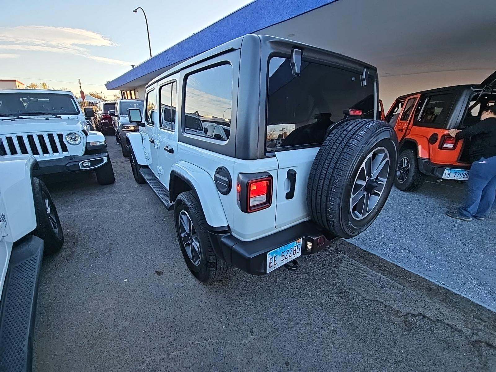 2023 Jeep Wrangler Sahara AWD