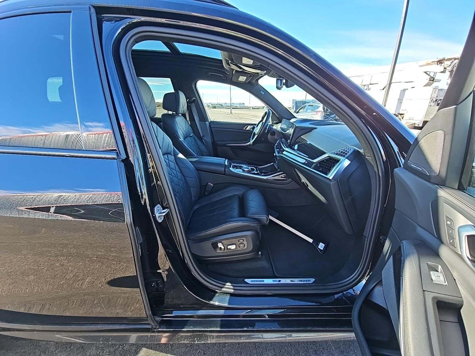 2025 BMW X7 xDrive40i AWD