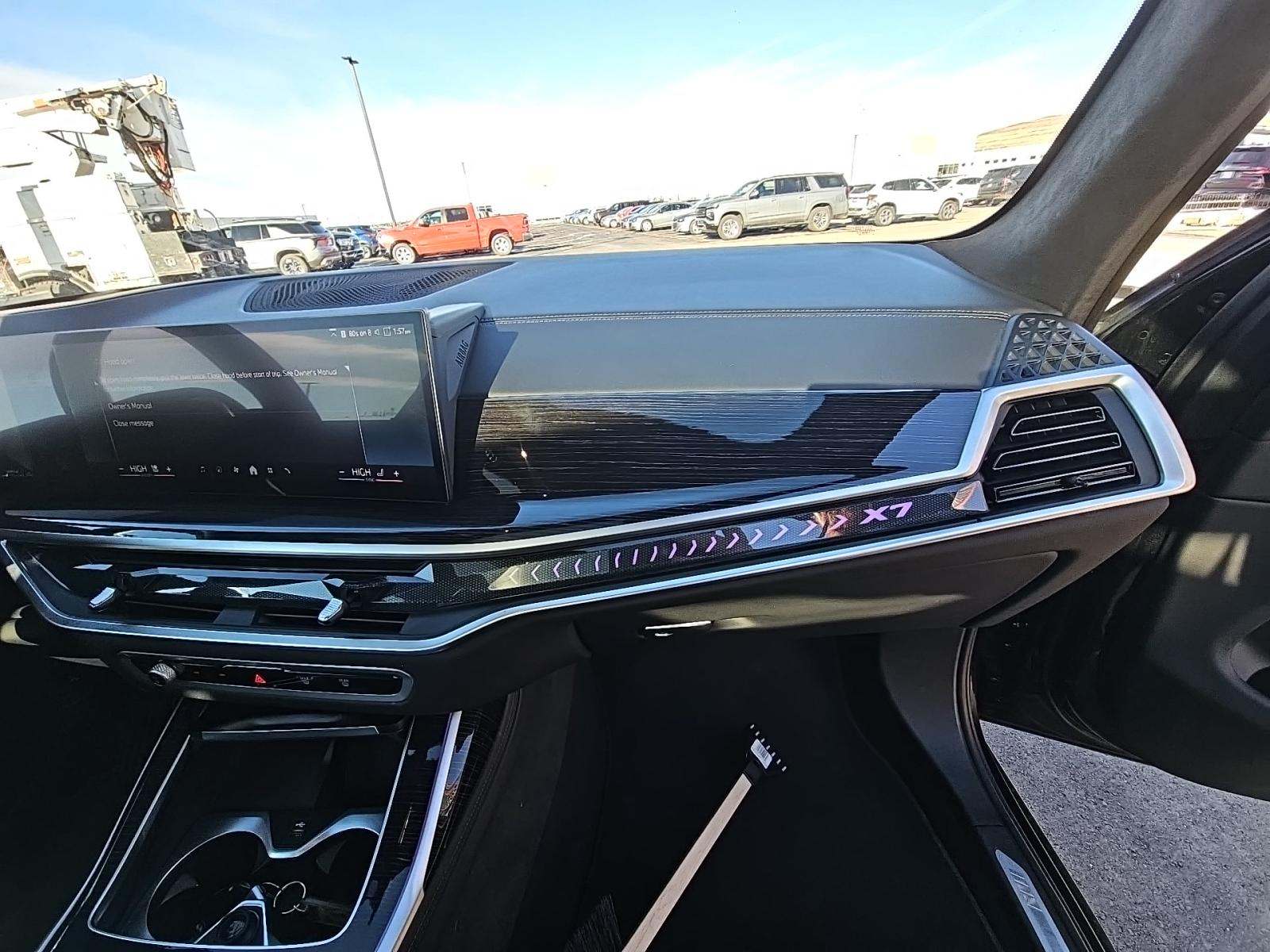 2025 BMW X7 xDrive40i AWD