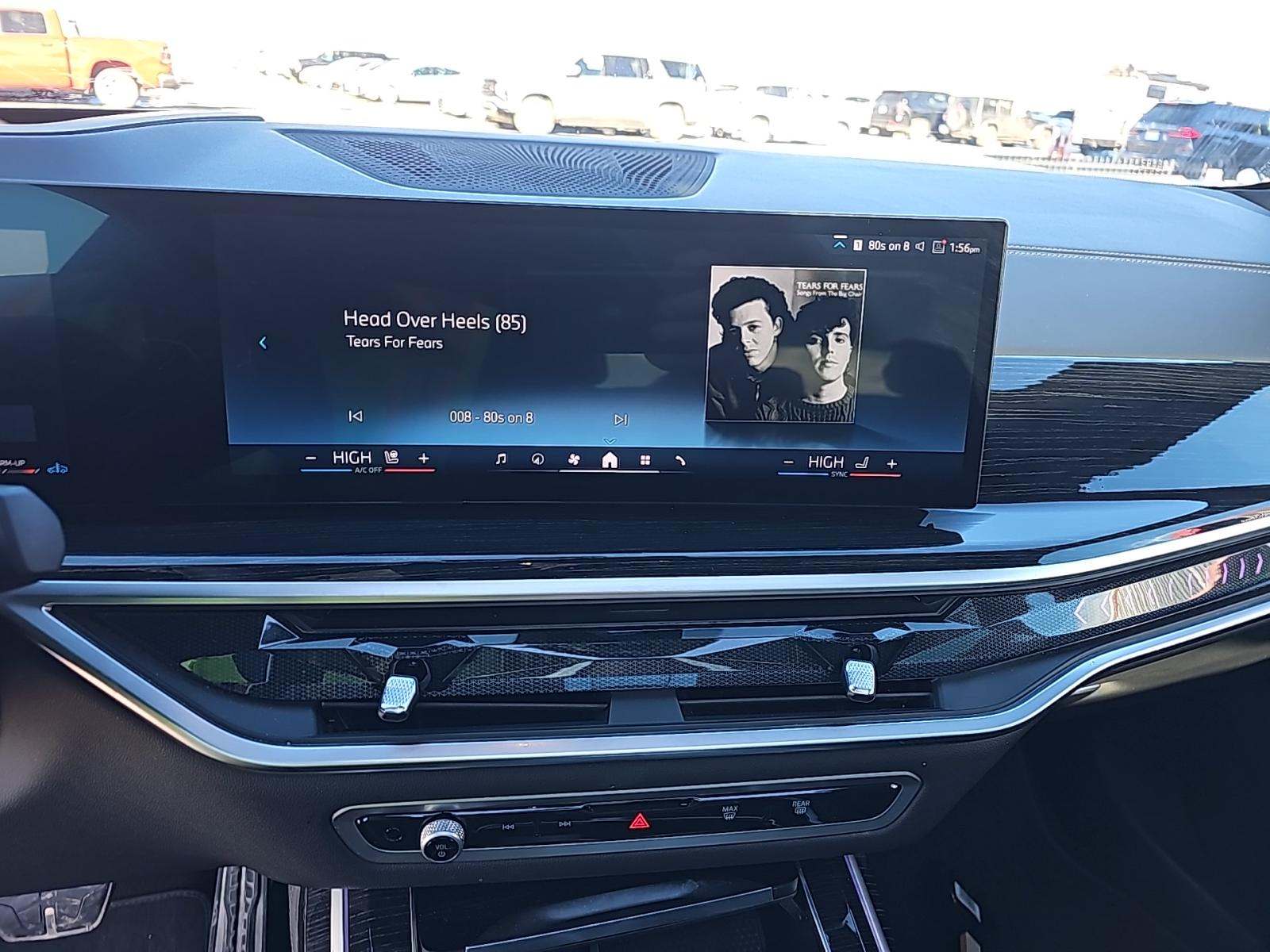 2025 BMW X7 xDrive40i AWD