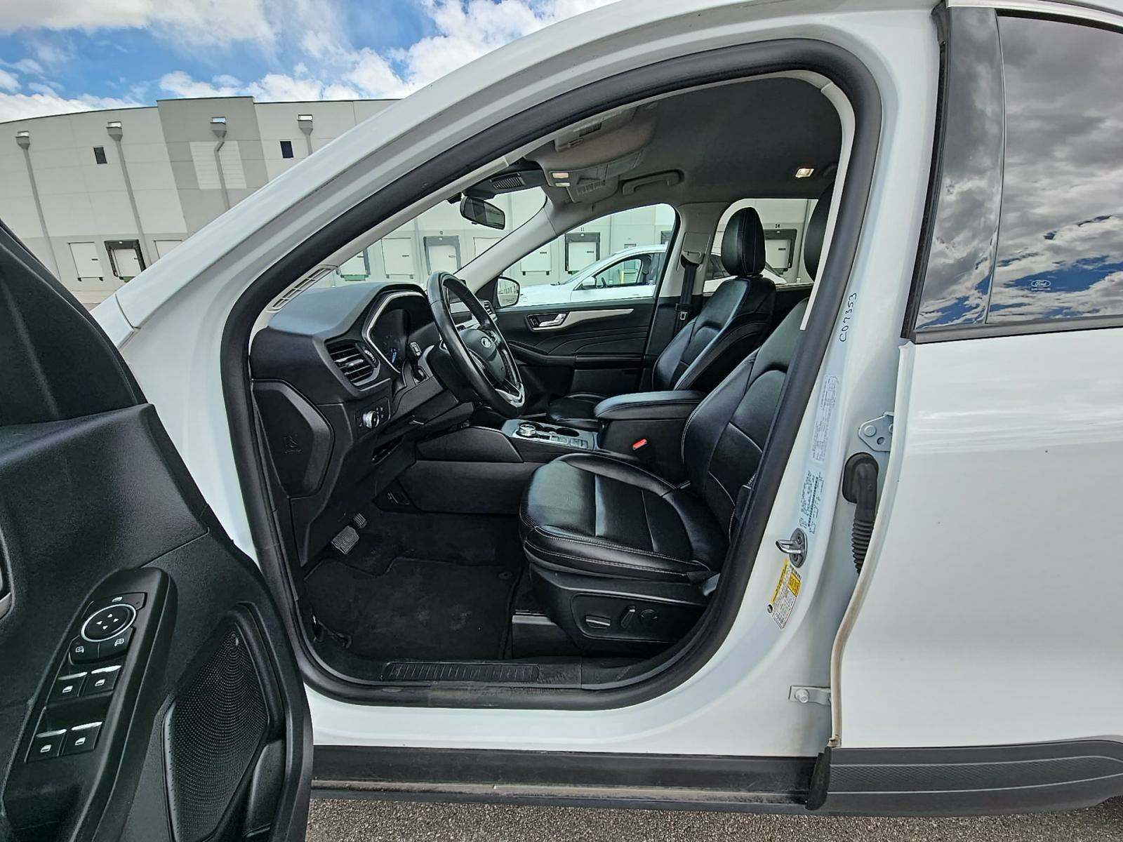 2022 Ford Escape SEL AWD