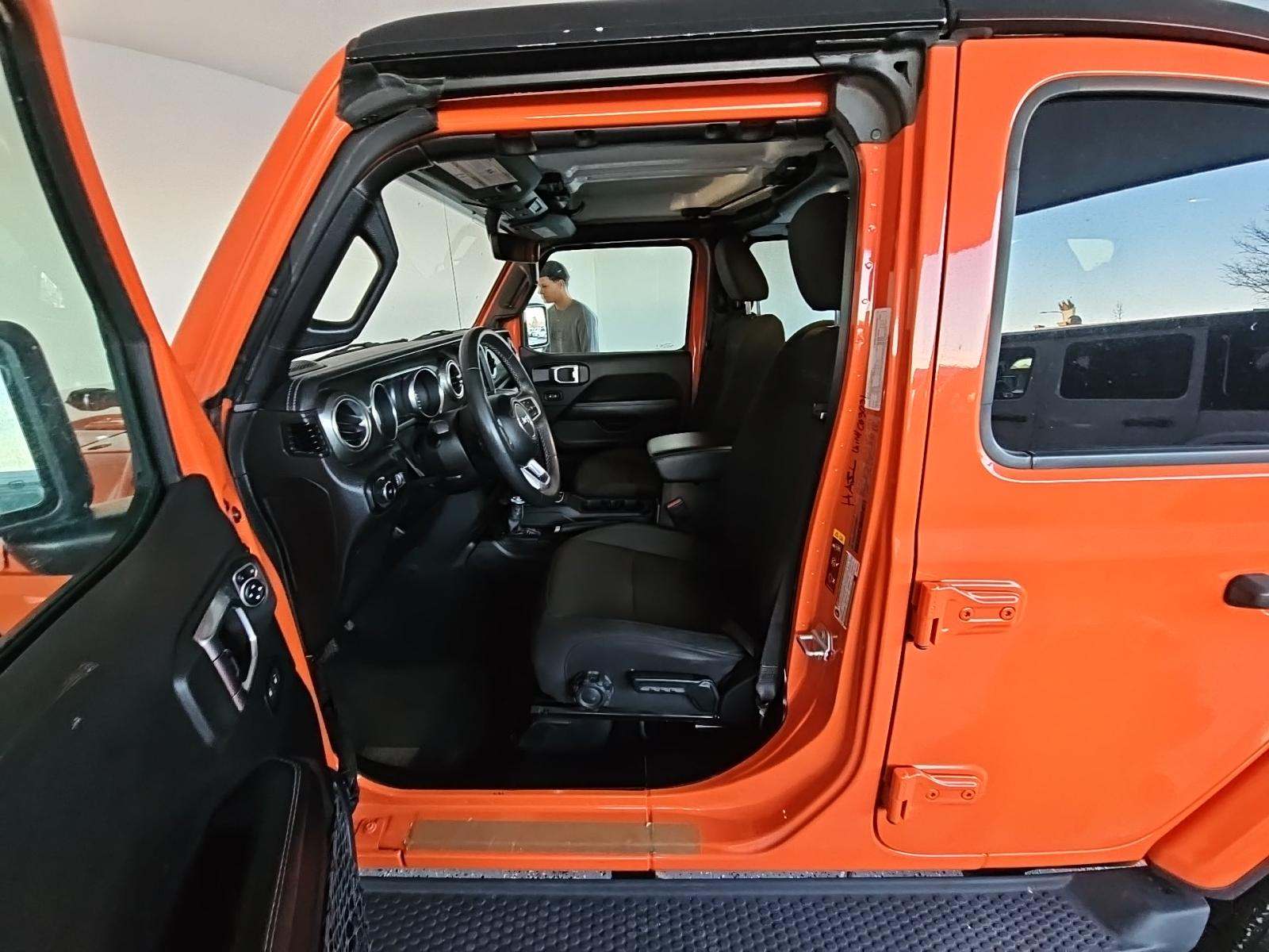 2023 Jeep Wrangler Sahara AWD