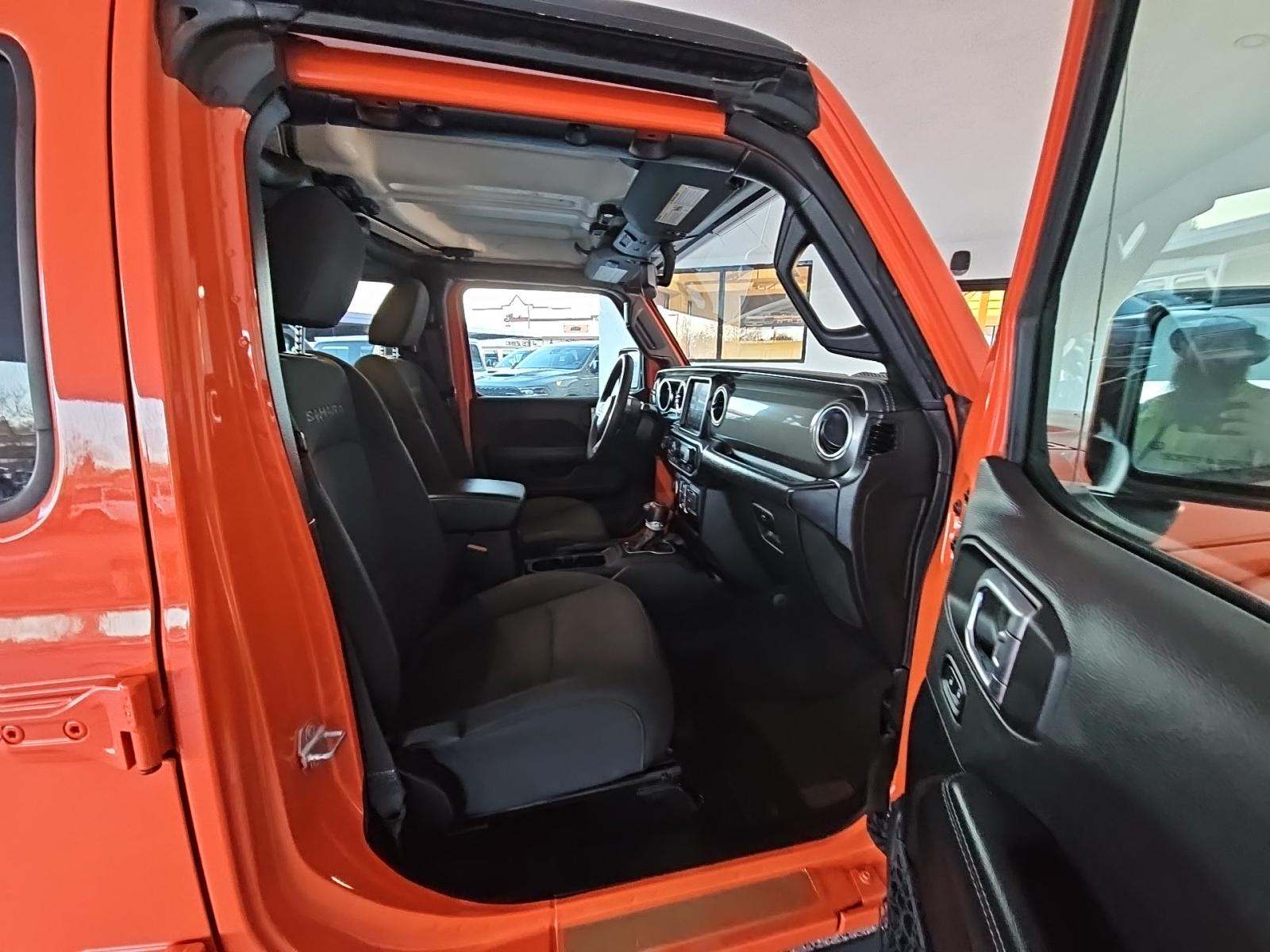 2023 Jeep Wrangler Sahara AWD