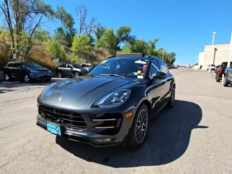 2018 Porsche Macan Turbo