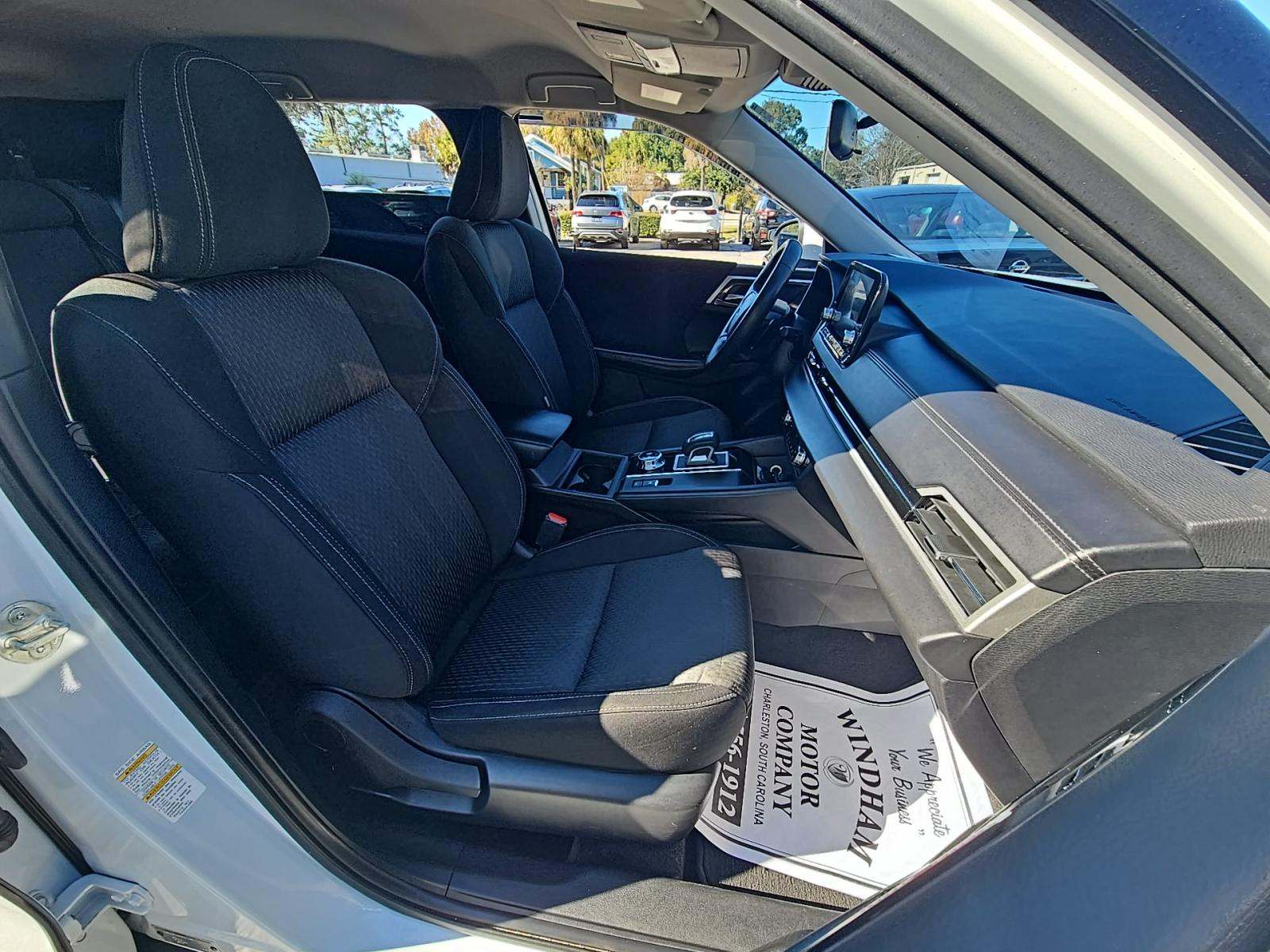 2022 Mitsubishi Outlander ES FWD