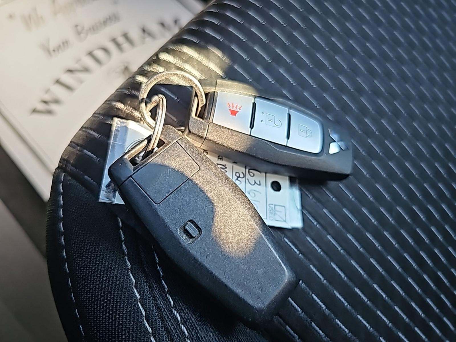 2022 Mitsubishi Outlander ES FWD