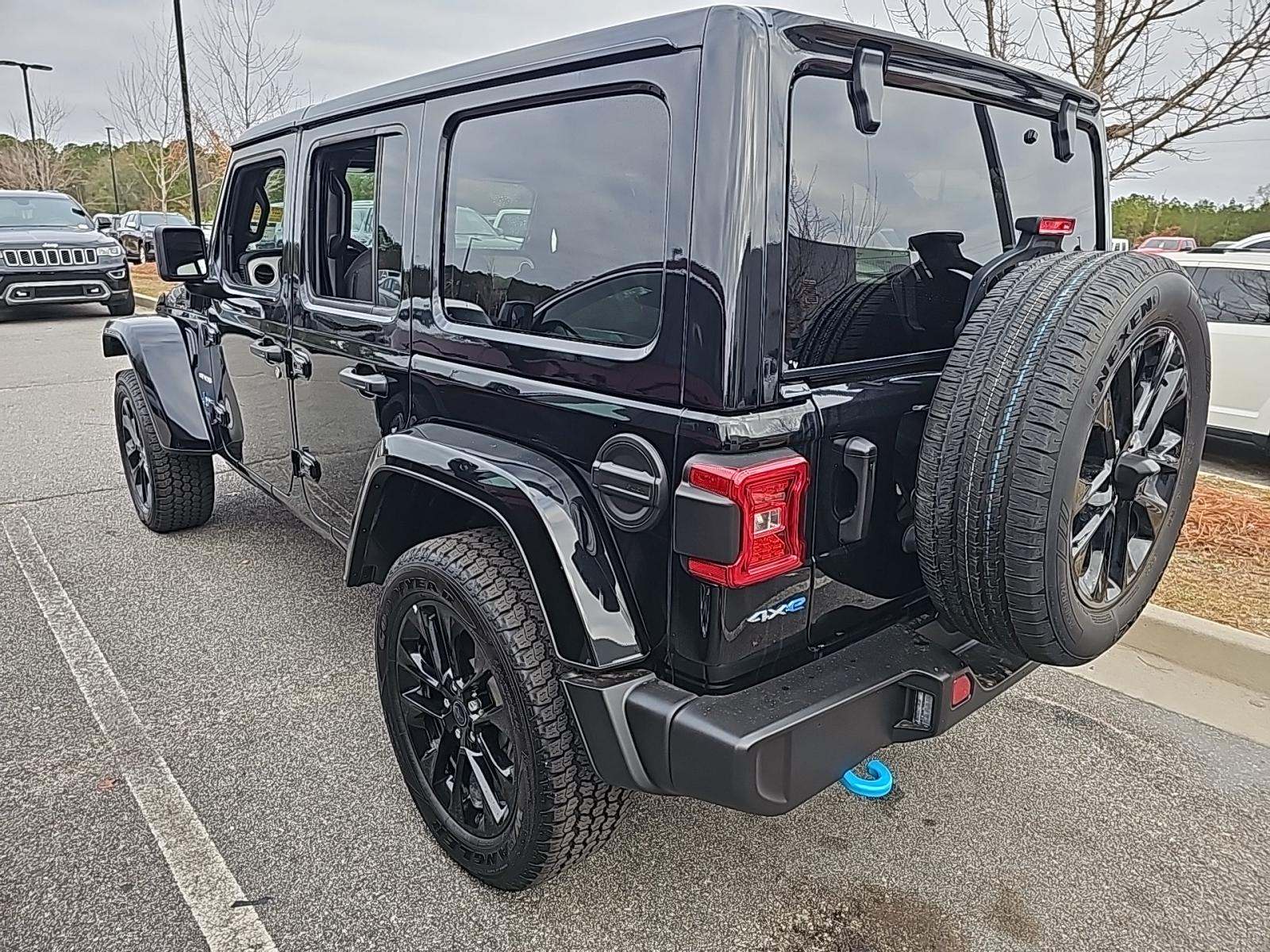 2024 Jeep Wrangler 4xe Sahara AWD