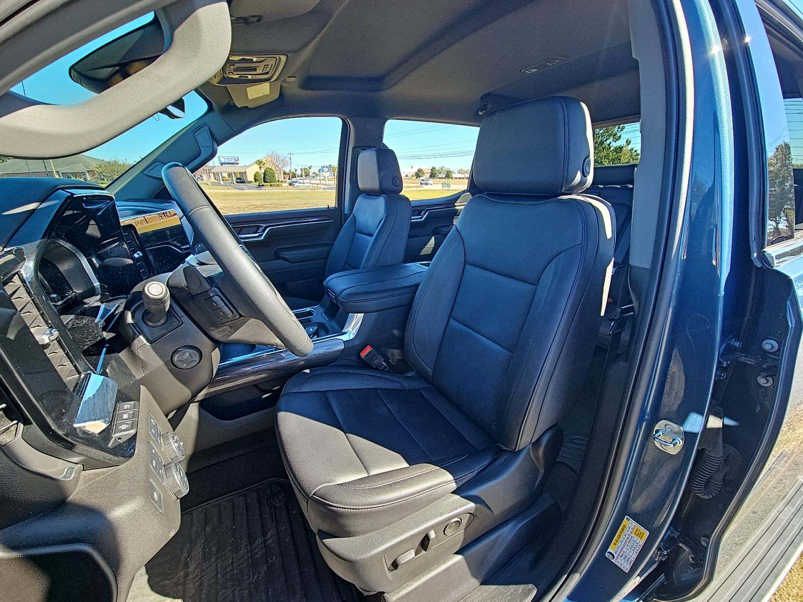 2024 Chevrolet Silverado 1500 LTZ AWD