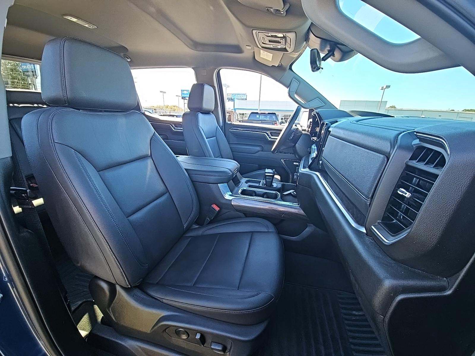 2024 Chevrolet Silverado 1500 LTZ AWD