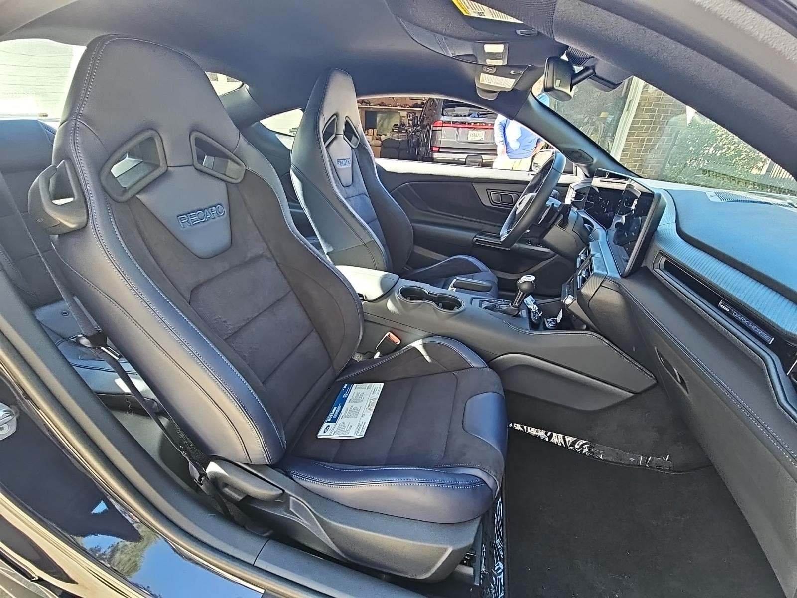 2025 Ford Mustang Dark Horse RWD