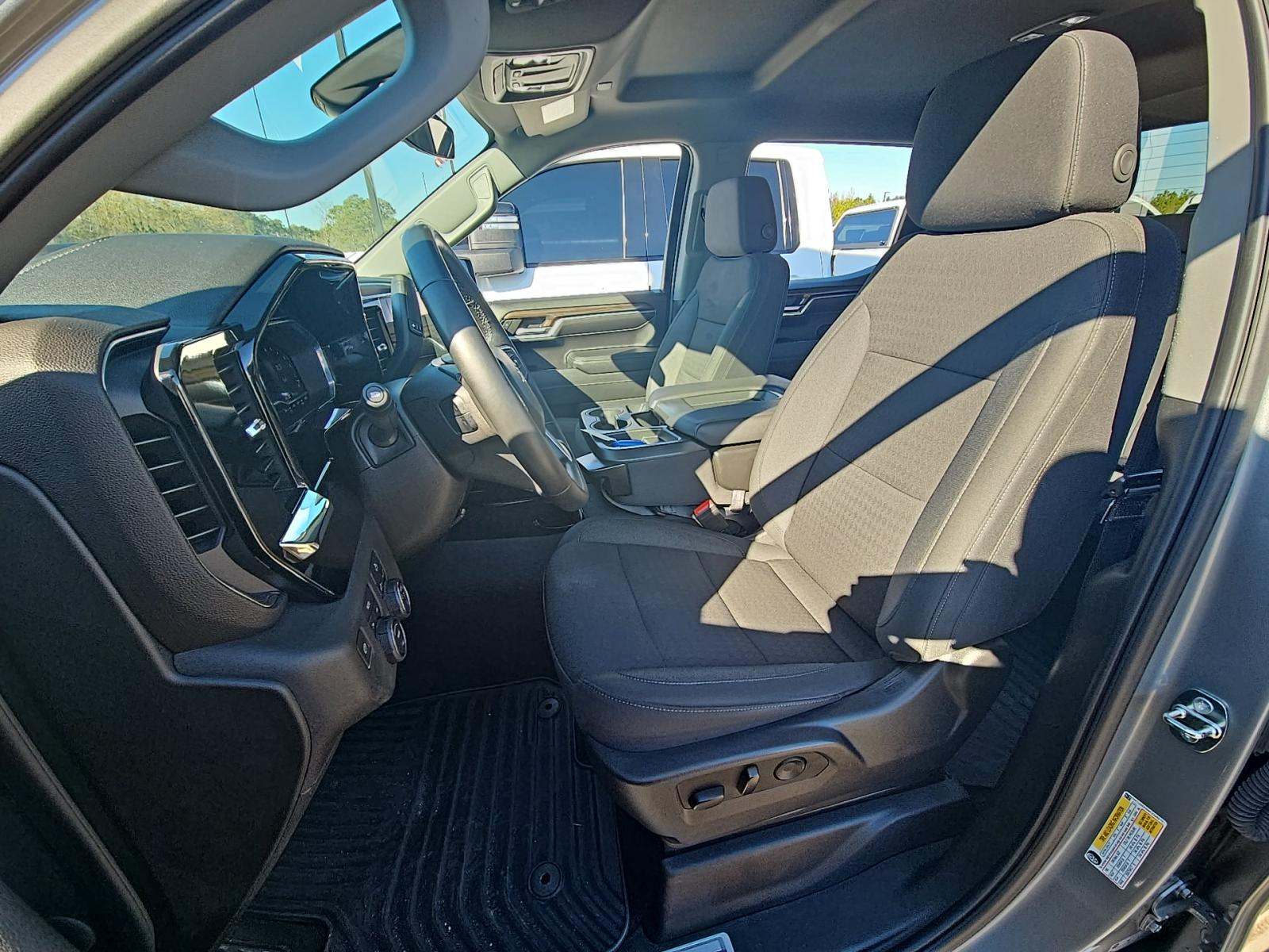 2023 Chevrolet Silverado 1500 RST AWD