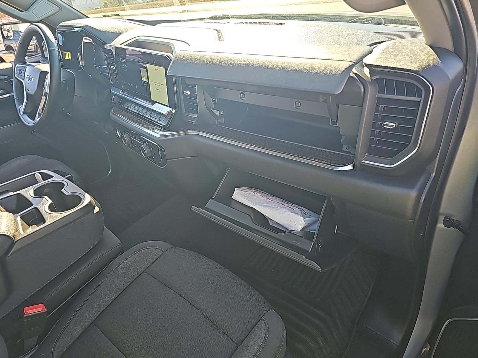 2023 Chevrolet Silverado 1500 RST AWD