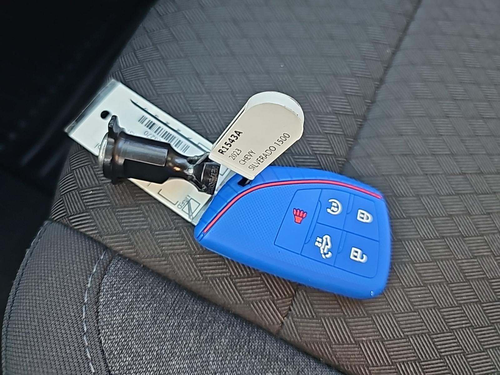 2023 Chevrolet Silverado 1500 RST AWD