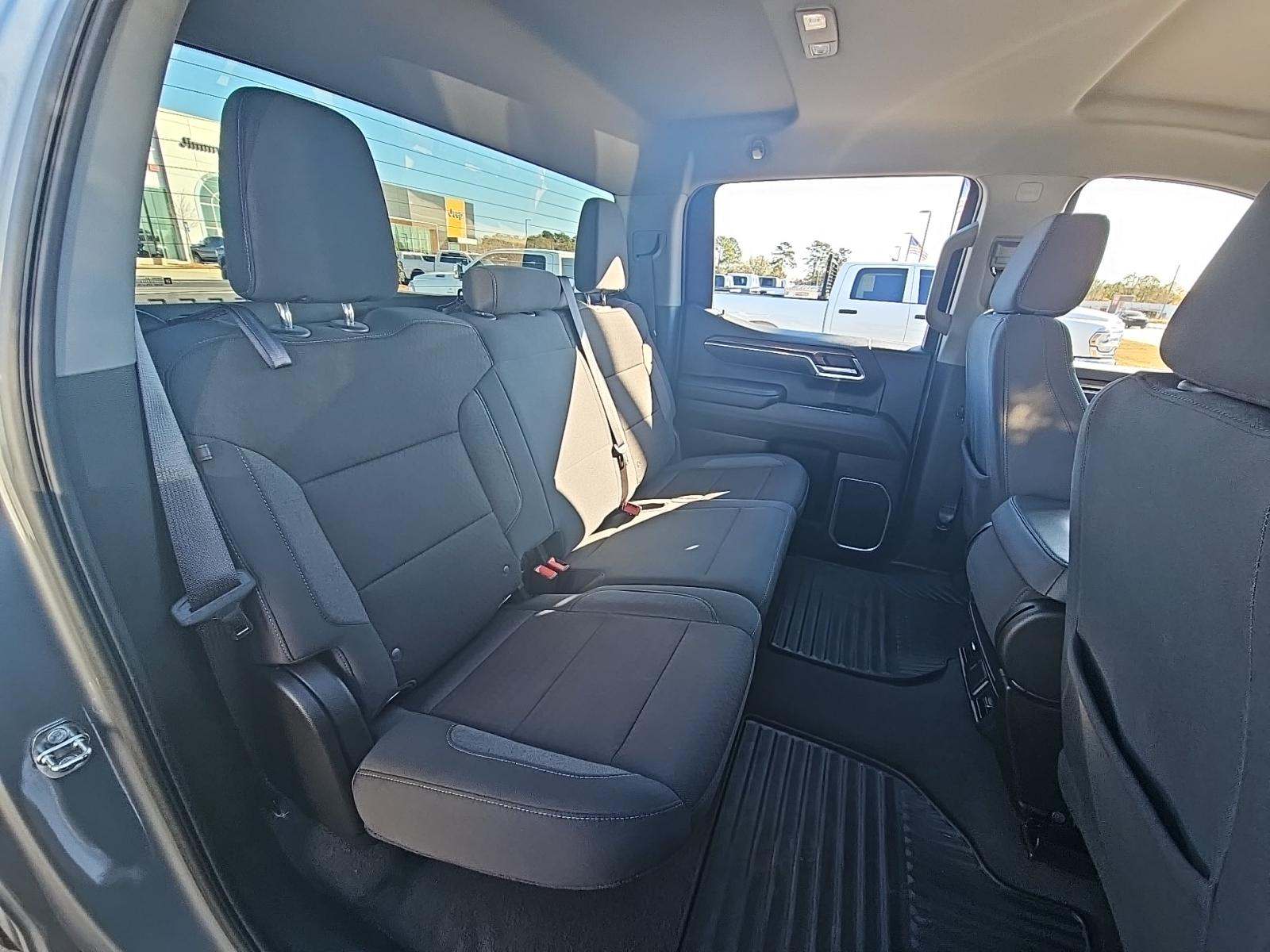 2023 Chevrolet Silverado 1500 RST AWD