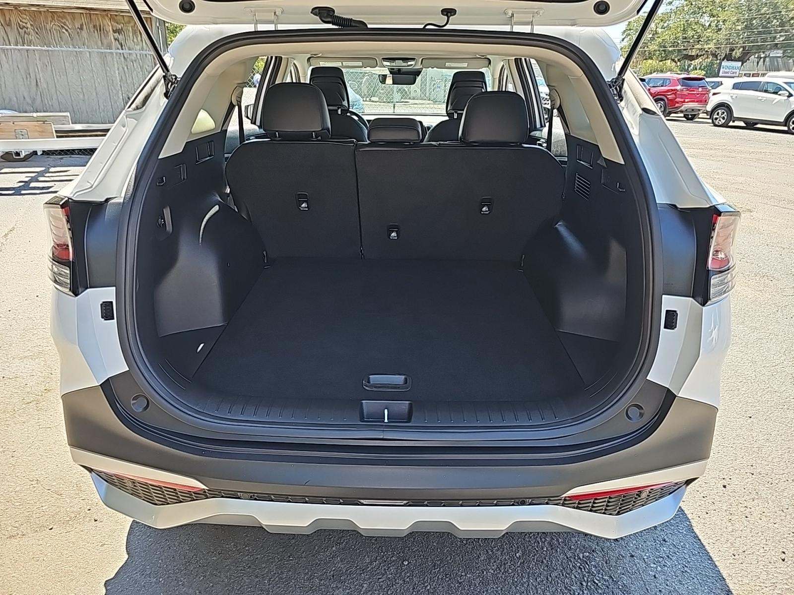 2025 Kia Sportage EX FWD