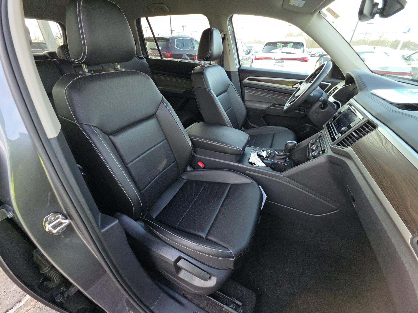 2023 Volkswagen Atlas 2.0T SE AWD