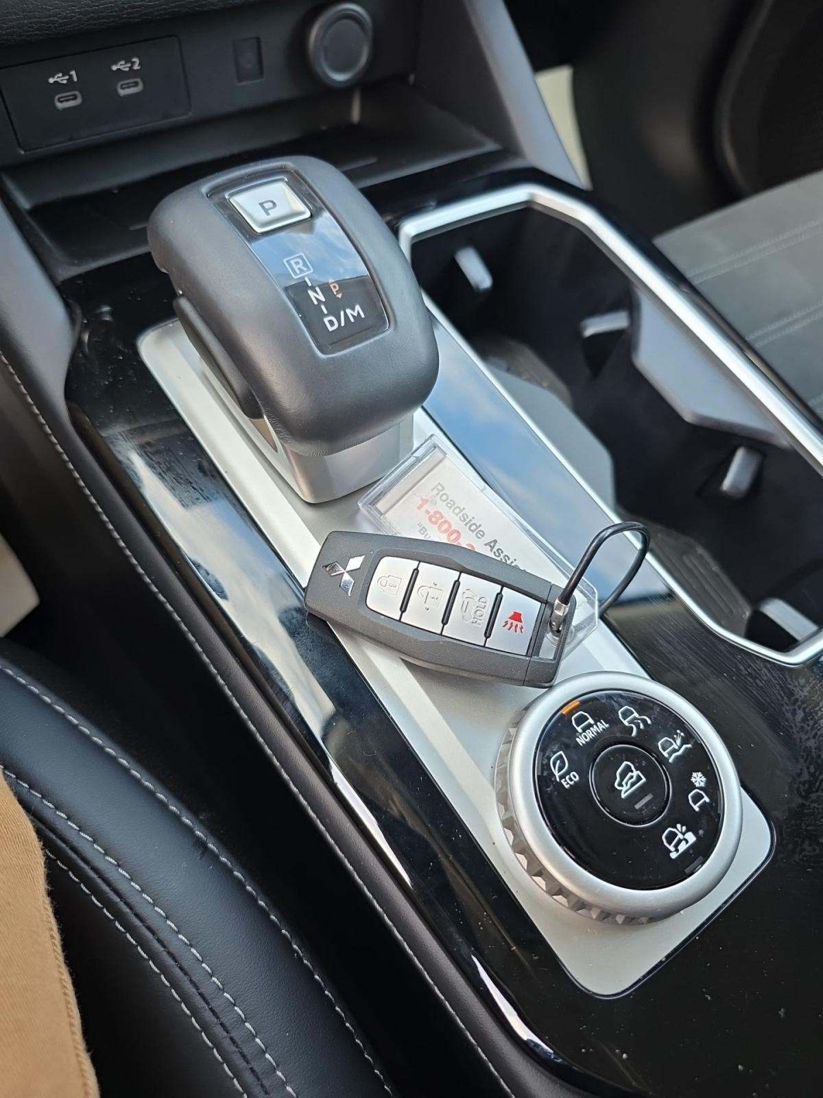 2025 Mitsubishi Outlander SEL AWD