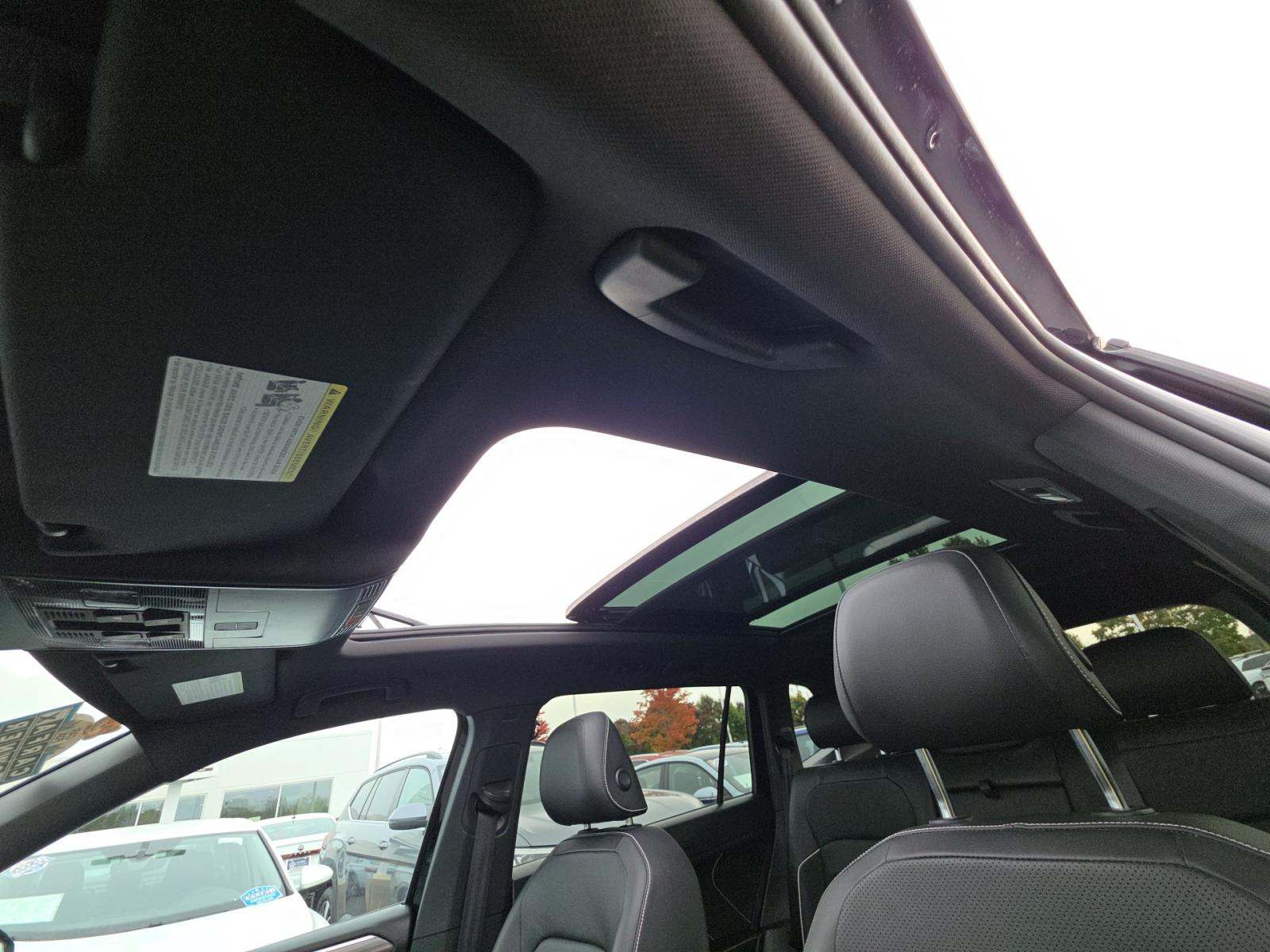 2023 Volkswagen Tiguan 2.0T SEL R-Line AWD