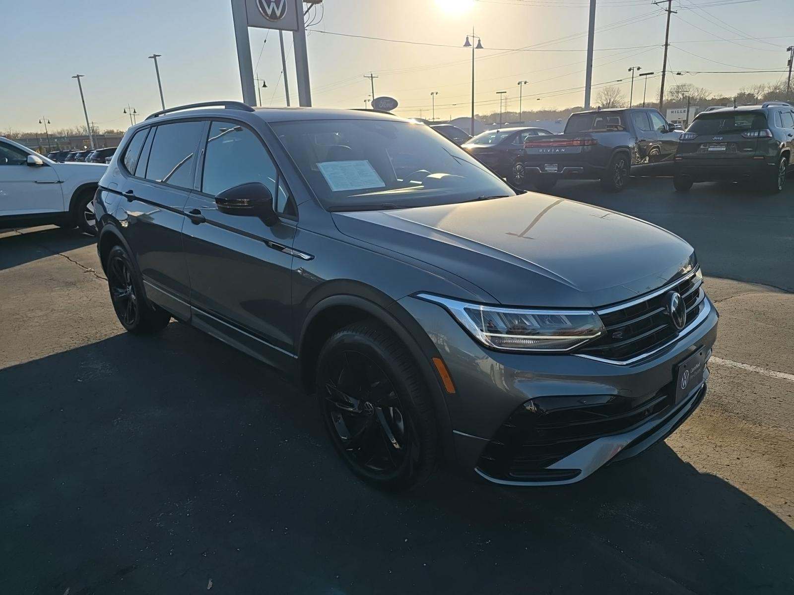 2024 Volkswagen Tiguan 2.0T SE R-Line Black AWD