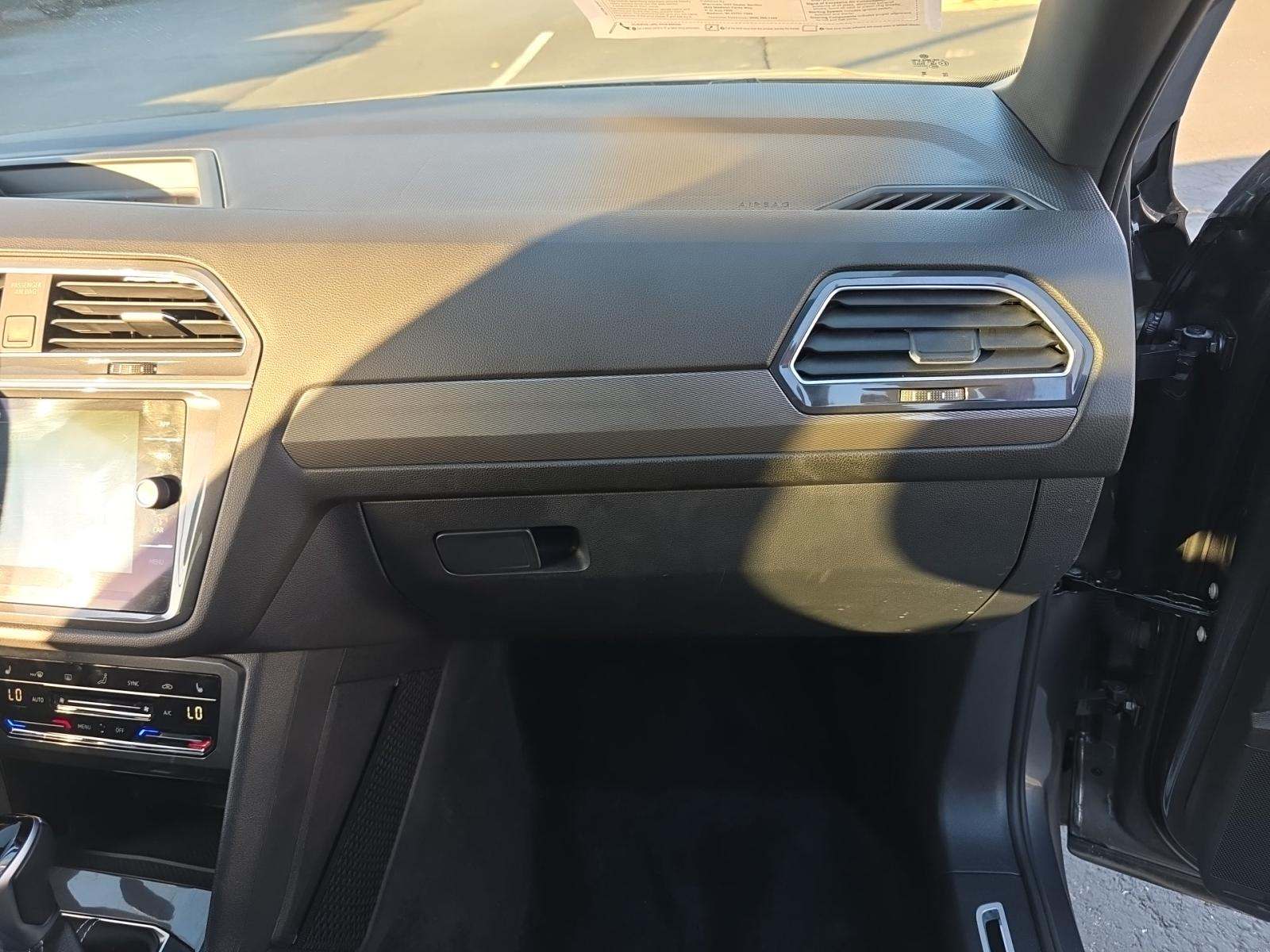 2024 Volkswagen Tiguan 2.0T SE R-Line Black AWD