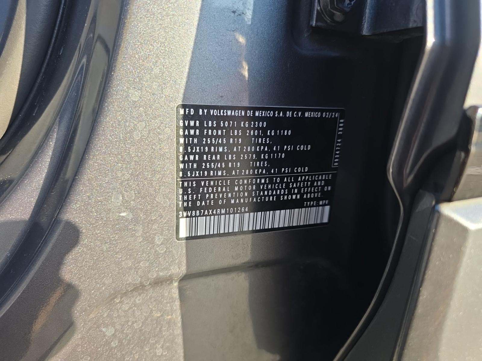 2024 Volkswagen Tiguan 2.0T SE R-Line Black AWD