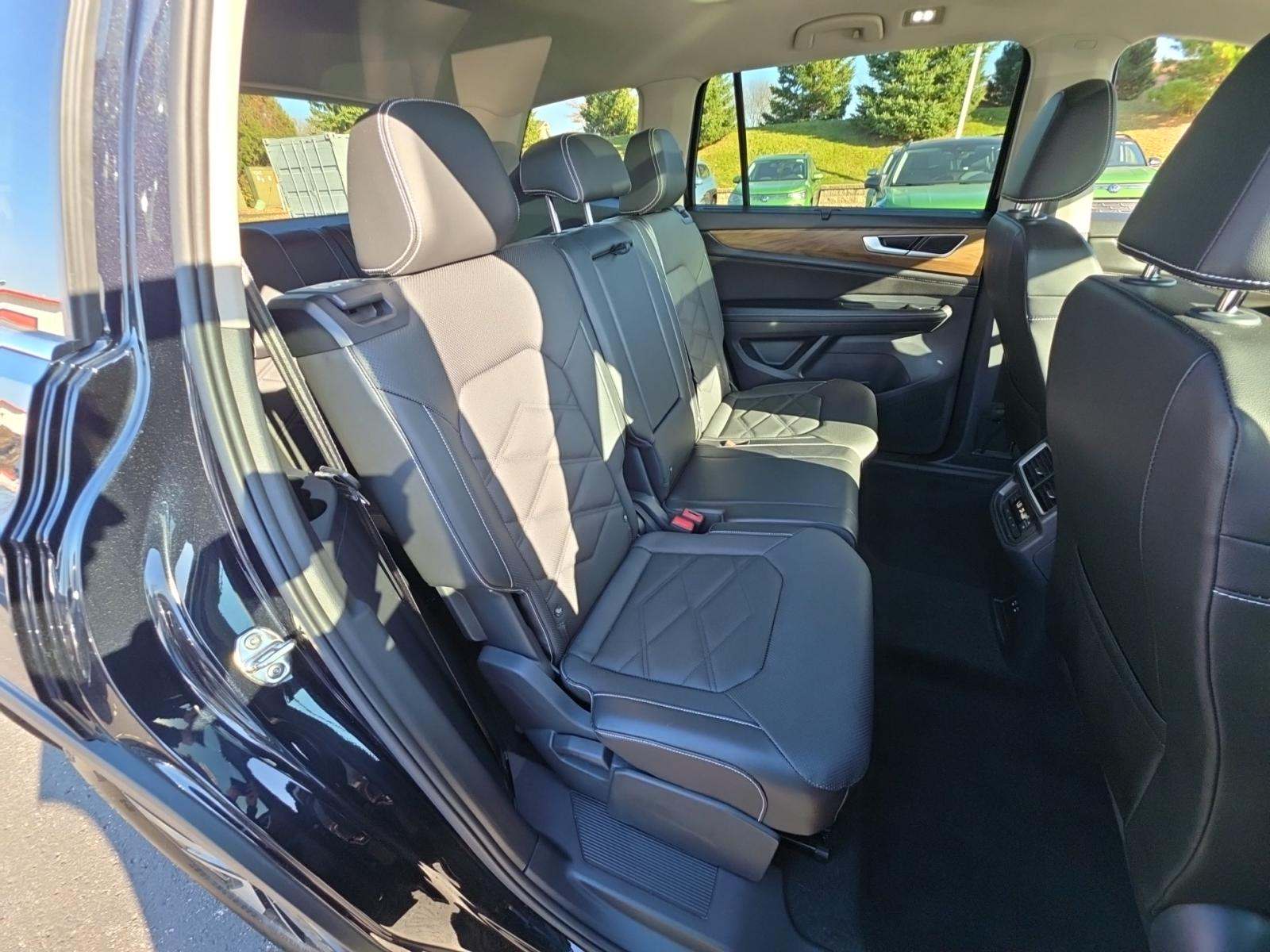 2024 Volkswagen Atlas 2.0T SE FWD