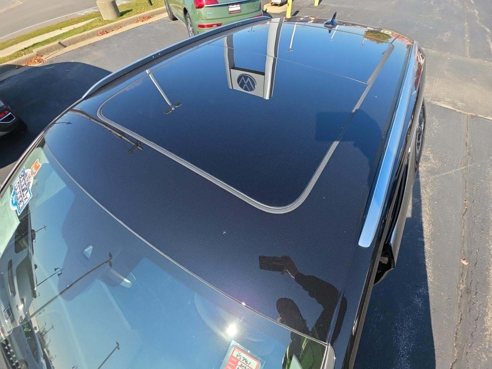 2025 Audi Q5 e Plug-In Hybrid S line Premium AWD